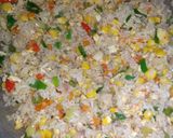 Foto langkah ke 4 dari resep Nasi Goreng Rainbow.