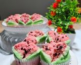 Foto langkah ke 9 dari resep Bolu Kukus Mekar Semangka.