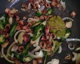Foto langkah ke 3 dari resep Cumi asin cabe ijo.