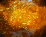 Foto del paso 8 de la receta: Sopa de zanahoria y patatas a la mantequilla con pan tostado y queso gratinado