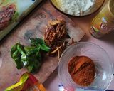 Foto langkah ke 1 dari resep Mie lidi bumbu basah daun jeruk.