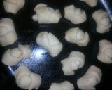 A picture of step 15 of Sweet croissant.