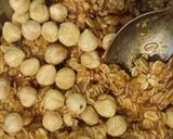 Foto del paso 3 de la receta: Barritas de avena y avellanas 🌰