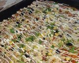 صورة لخطوة 1 من وصفة بيتزا السميد تجي خفيفة وبنينة تهبل😋😋