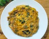 Foto langkah ke 6 dari resep 1012. Telur Dadar Daun Kelor.