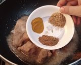 A picture of step 3 of Arvi Gosht.