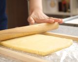 A picture of step 11 of Galette Bretonne (Thick Butter Cookies).