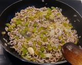 Foto del paso 2 de la receta: Macarrones a la boloñesa con Guisantes