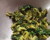 A picture of step 2 of Broccoli Sandwich.