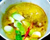รูปขั้นตอนการทำที่ 5 ของ แกงเขียวหวานไก่ผ้กรวม