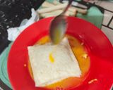 Foto langkah ke 5 dari resep Roti isi Kare Tomat Telur Keju Mozarela.