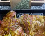 Foto del paso 2 de la receta: Churrasquito de cerdo tiernizado al horno