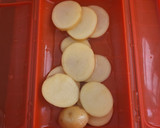 Foto del paso 1 de la receta: Pata de pulpo sobre patata hecha al vapor en microondas, con salsa picante