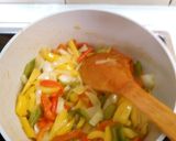 Foto del paso 4 de la receta: Salsa de tomate casera con verduras