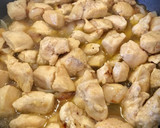 Foto del paso 5 de la receta: Pollo con pasas al Moscatel