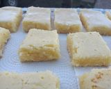 Foto del paso 3 de la receta: Cuadraditos de limón