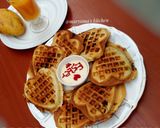 A picture of step 14 of Pizza waffles.
