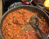 A picture of step 4 of Hearty spaghetti sauce.