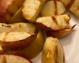 A picture of step 3 of Chicken Alfredo with Grilled Apples.