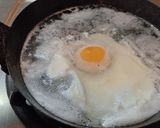 Foto del paso 3 de la receta: Tostada con huevo poché