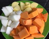 Foto del paso 1 de la receta: Crema de calabaza con cúrcuma