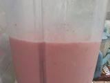 Jus Strawberry Yogurt