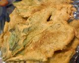 A picture of step 3 of Palak pakora.