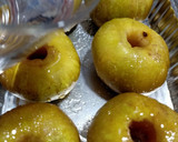 Foto del paso 3 de la receta: Manzanas asadas a la miel de romero y limón