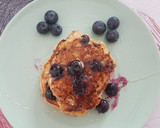 Foto del paso 4 de la receta: Tortitas de plátano🍌avena y arándanos