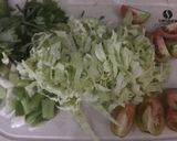 Foto langkah ke 1 dari resep Sup Kubis Iris Iris.