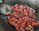 A picture of step 2 of Malai ki sabji.