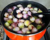 Foto del paso 9 de la receta Cebollitas morunas en vinagre con toques aromáticos