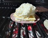 Foto del paso 4 de la receta: Monster cheese Hamburguesa al carbón a los cuatro quesos