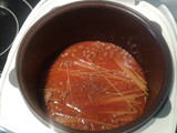 Pasta con carne picada o chorizo en la multicooker 12 en 1 Moulinex