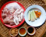 รูปขั้นตอนการทำที่ 1 ของ ไก่ต้มน้ำปลา #ฝีมือลูก