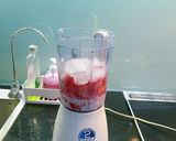 Hình bước làm 2 của món Sinh tố dưa hấu 🍉