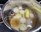 Hình bước làm 1 của món Canh chả cá Hàn Quốc - món nhậu quốc dân
