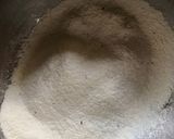 A picture of step 1 of Banana cake.