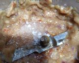 A picture of step 2 of Chilli garlic mushroom.