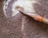 A picture of step 5 of Cookpad special saucy dark chocolate cake.