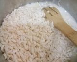 A picture of step 3 of Healthy Puffed rice squares.