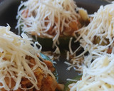 Foto del paso 5 de la receta: Zapallitos rellenos de proteína de soja con verdura (vegano)