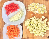 Foto del paso 3 de la receta: Quinoa salteada con verduras y salsa de soja