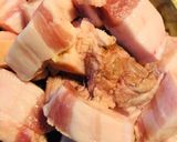 Hình bước làm 1 của món Thịt ba chỉ kho củ cải, đậu hũ