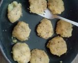 Foto langkah ke 4 dari resep Aardappelkoekjes (Perkedel Kentang).