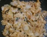 A picture of step 1 of Aloo toast.