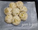 A picture of step 4 of Garlic Cheesy Dinner Rolls.