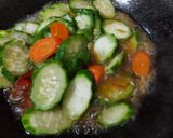 Foto langkah ke 9 dari resep Tumis Oyong Wortel plus Teri Nasi.