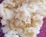 Foto del paso 3 de la receta: Pan o focaccia rellena de puré de patatas queso y sobrasada