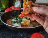 A picture of step 6 of Shakshuka.